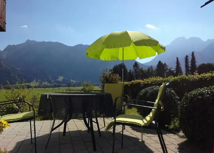 Lizzi Mountain Apartments