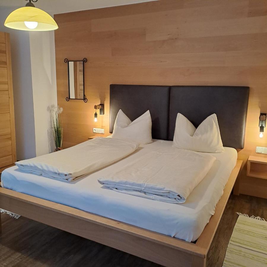Lizzi Mountain Apartment