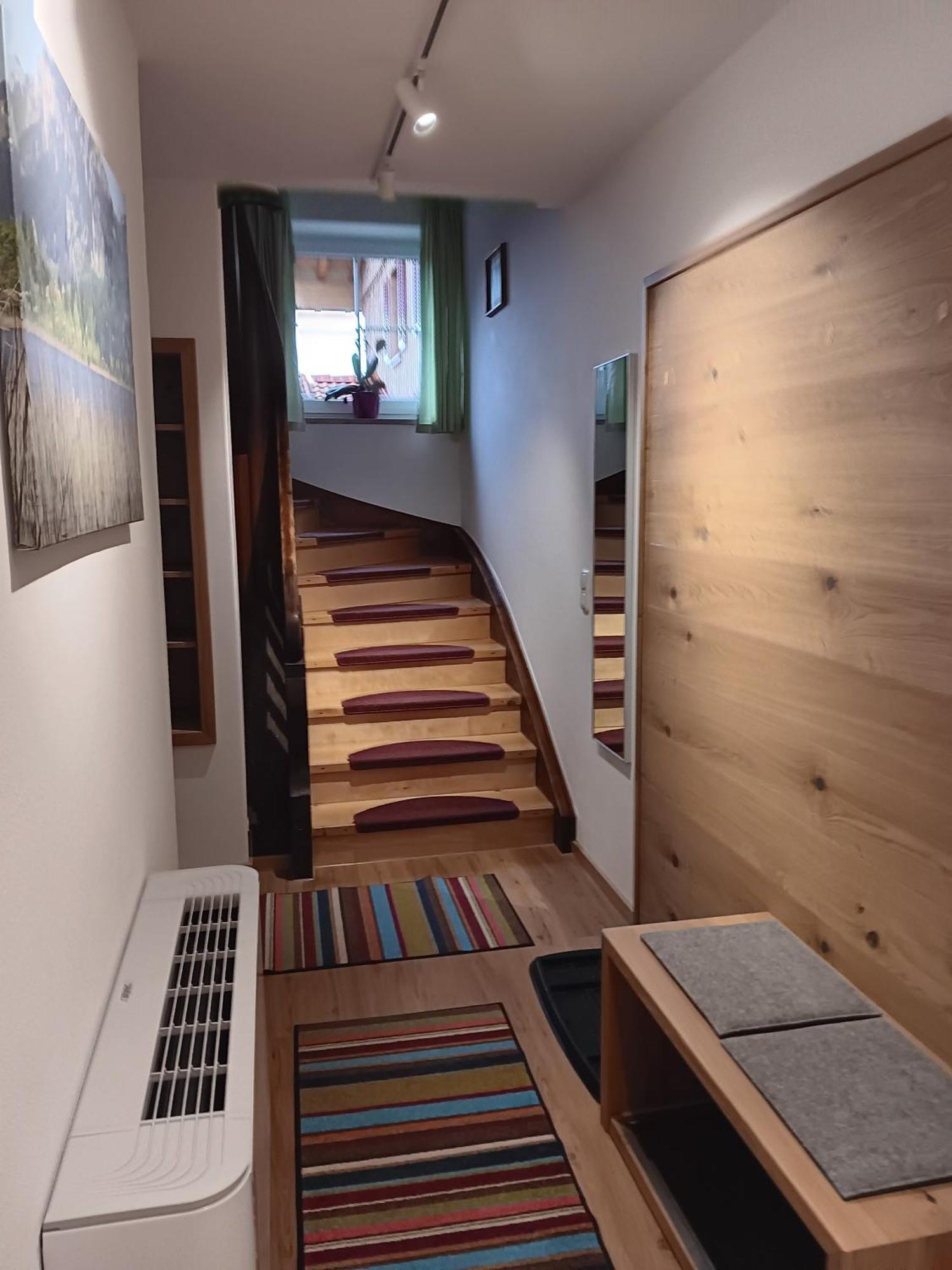 Lizzi Mountain Apartments